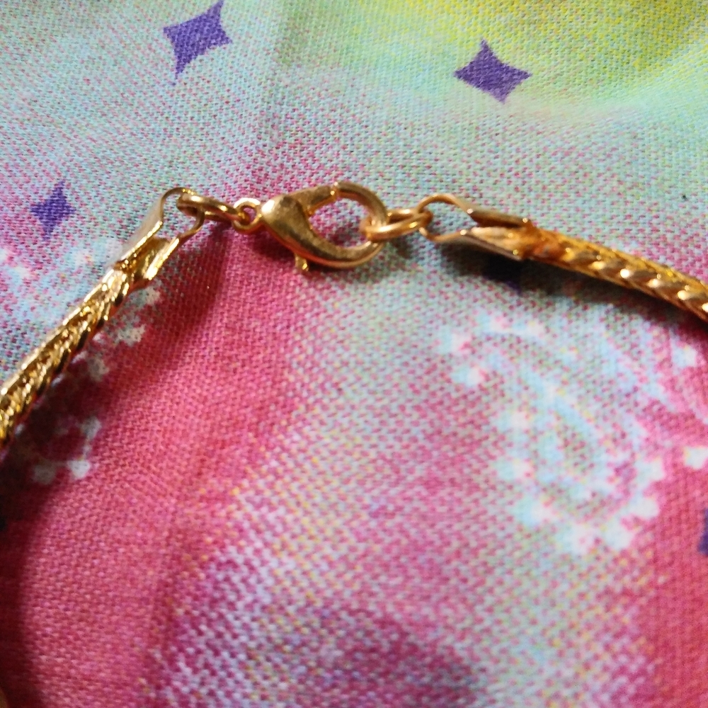 Simple Gold Bracelet - Picture 5 of 7
